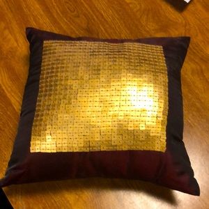Pretty Mauve Pillow with Sequins